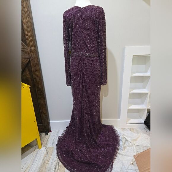 Mac Duggal 5056 Beaded High Neck Long Sleeve Gown NWT SZ 16 Purple - Picture 5 of 7
